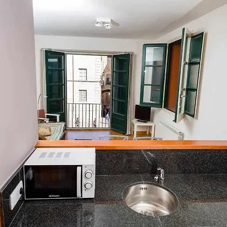 Apartamento A La Sombra De Catedral En Girona
