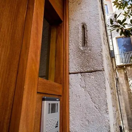 Apartamento A La Sombra De Catedral En Girona * Girona